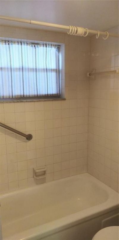 9340 Lagoon Pl, Unit 302, Davie, FL 33324 Photo