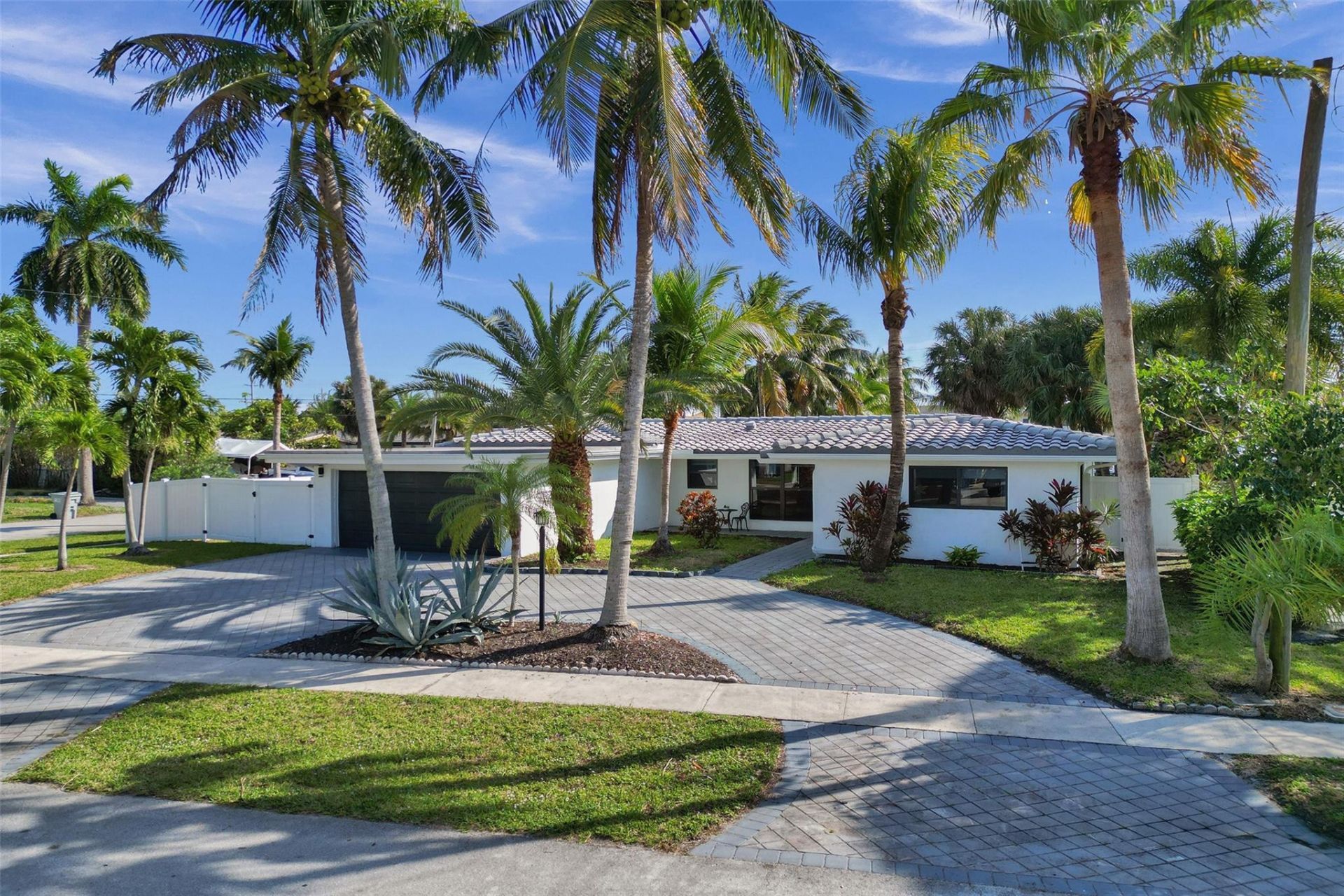 310 SE 13th Court, Pompano Beach, FL 33060 Photo