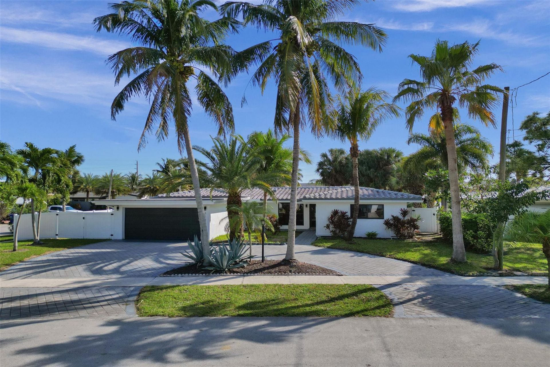 310 SE 13th Court, Pompano Beach, FL 33060 Photo