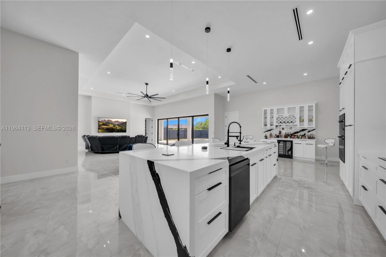 302 N El Dorado Blvd, Cape Coral, FL 33993 Photo