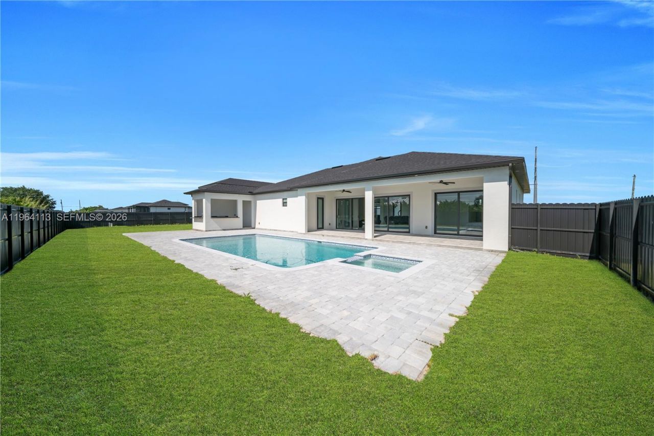 302 N El Dorado Blvd, Cape Coral, FL 33993 Photo