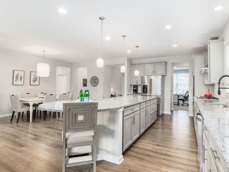 6373 Davis Circle, Powell, OH 43065 Photo 11