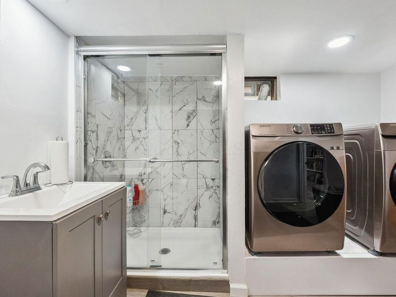 957 Rose Place, Columbus, OH 43227 Photo 16