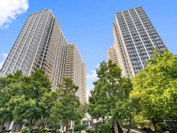 4250 N Marine Drive, Unit 1729, Chicago, IL 60613