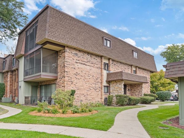 11130 Northwest Road, Unit E, Palos Hills, IL 60465