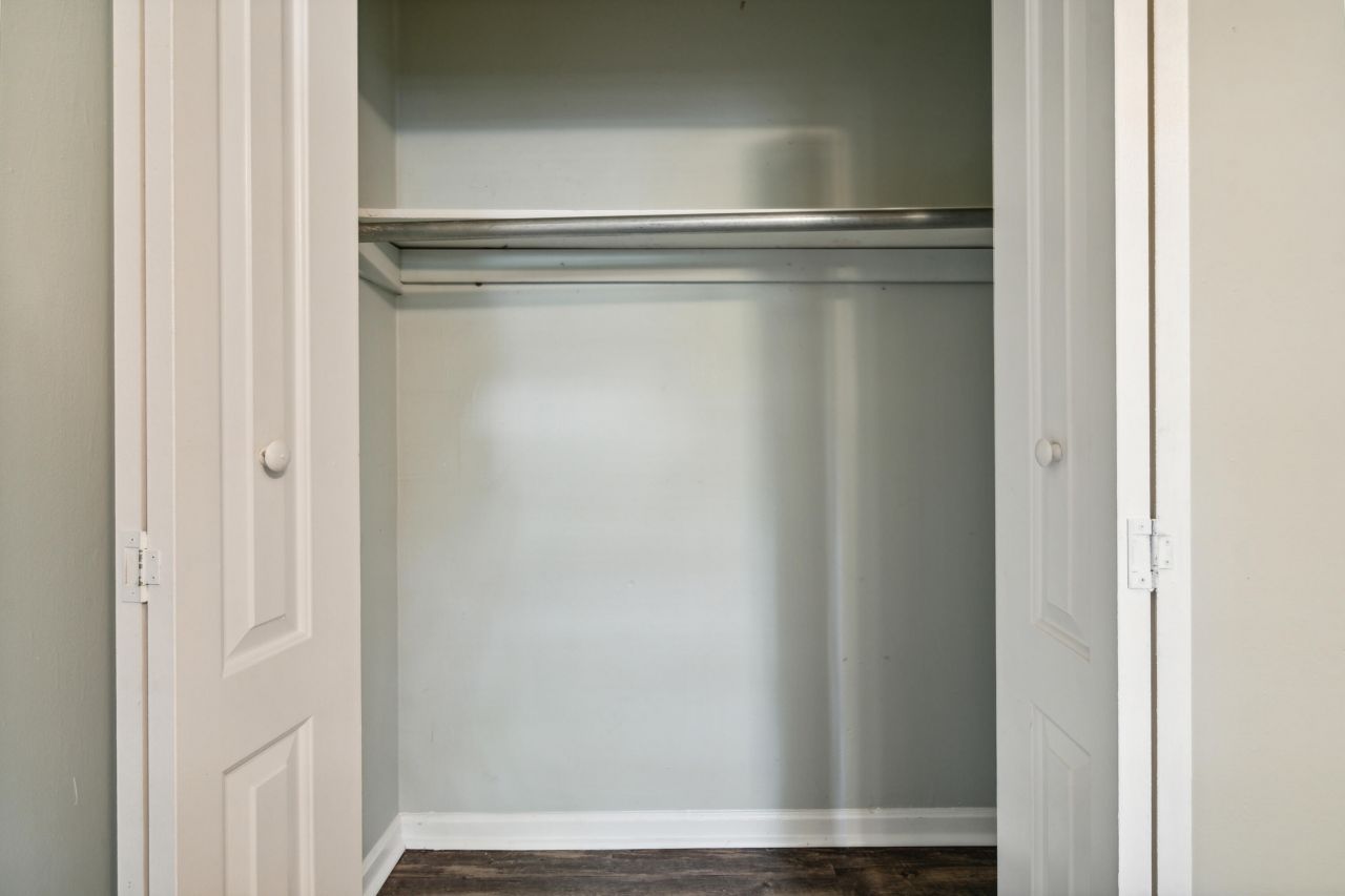 1181-1185 Marigold Street Photo 19