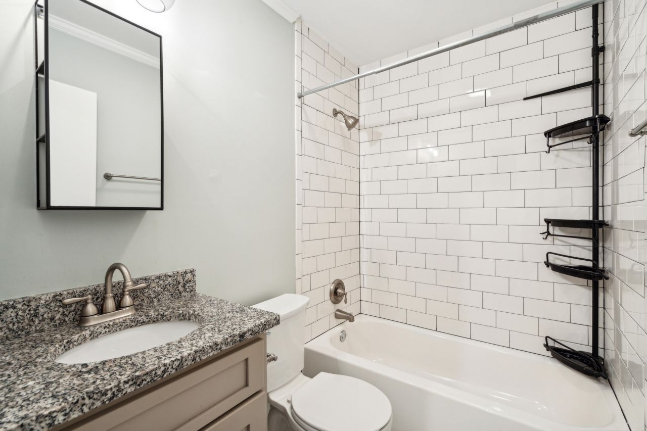 1181-1185 Marigold Street Photo 22