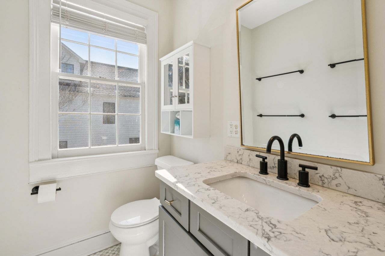 1 Ducs Court Photo 20