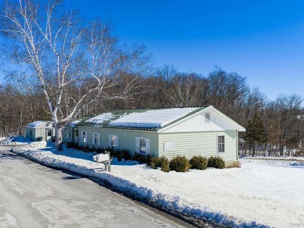 86 Carpenter Road , New Hampton, NY 10958