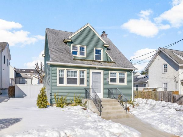 60 Holland Street, Harrison, NY 10528