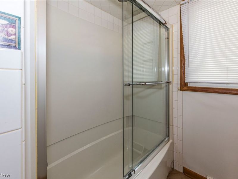 2360 Savoy Avenue, Akron, OH 44305 Photo 23