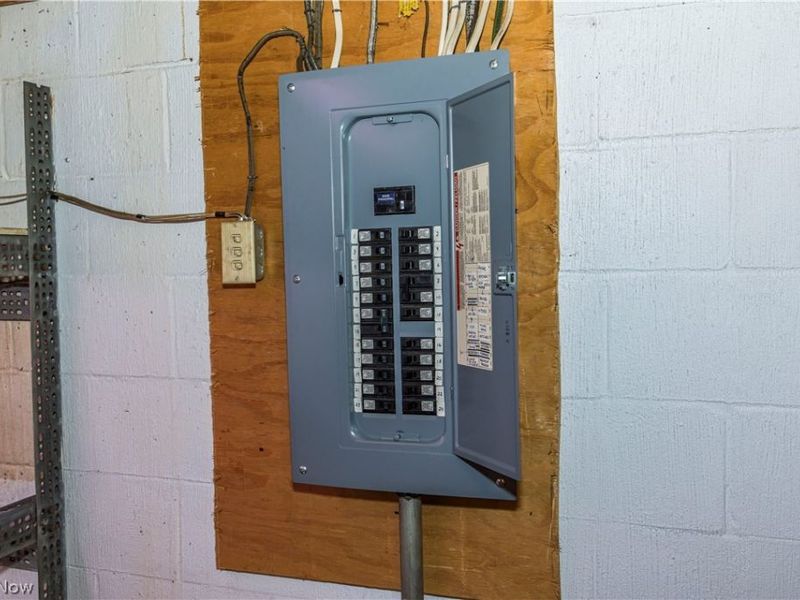 2360 Savoy Avenue, Akron, OH 44305 Photo 34