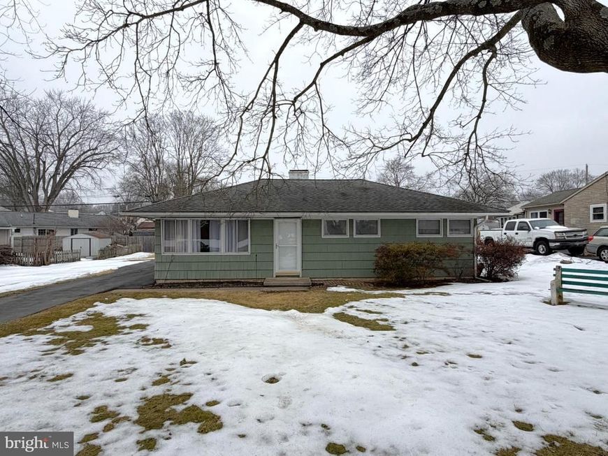 1931 Wabank Road, Lancaster, PA 17603 Main Photo