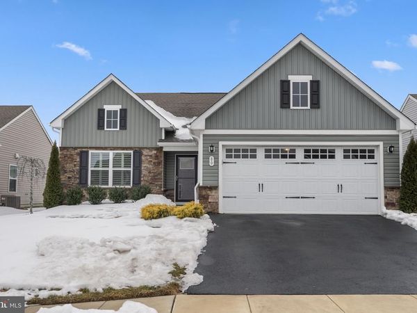 80 SENATORS WAY, BERLIN, NJ 08009