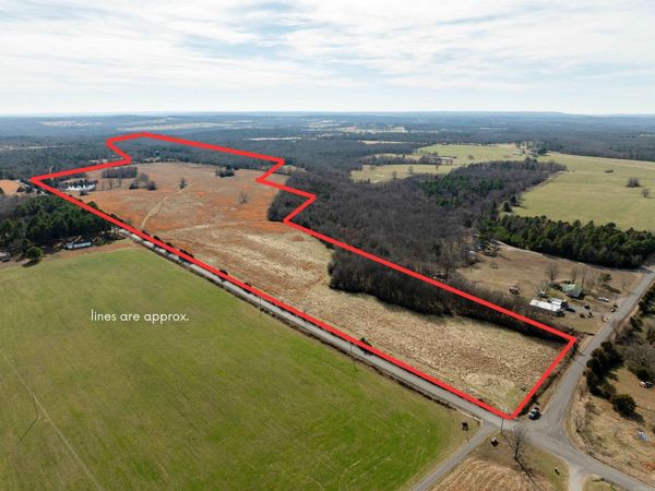 194 Kerlin Cutoff Road, Locust Grove, AR 72550
