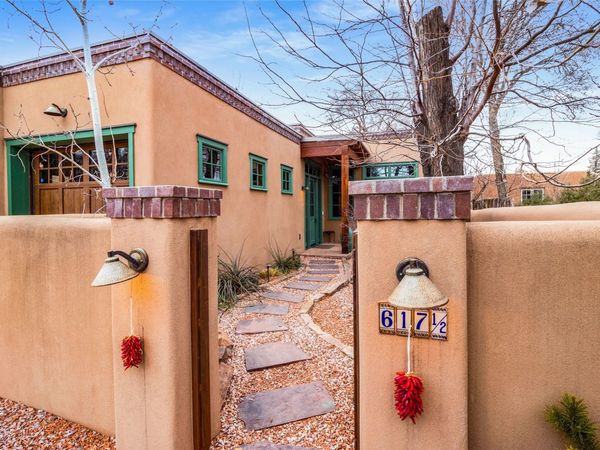 617 1/2 Acequia Madre, Santa Fe, NM 87505