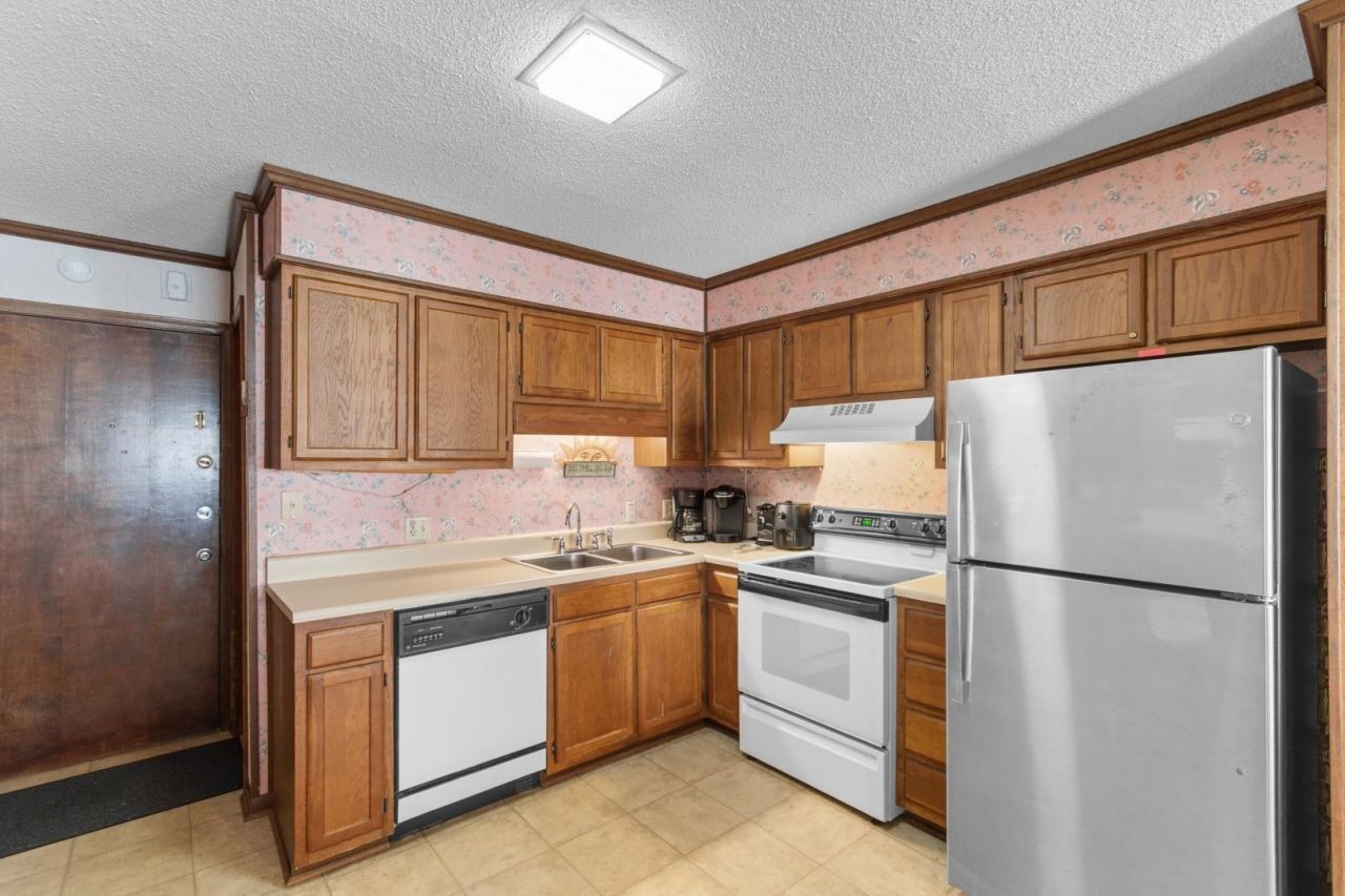 6000 N Ocean Blvd.  Photo 5