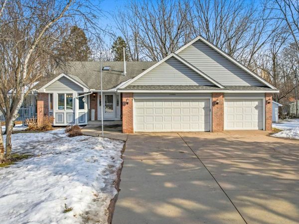 31005 Elm Street, Lindstrom, MN 55045
