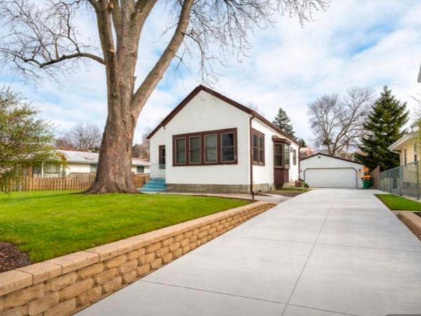 4121 2nd Street NE, Columbia Heights, MN 55421