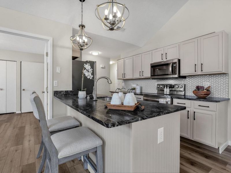 1317 Amberlea Drive W, Columbus, OH 43230 Photo 12