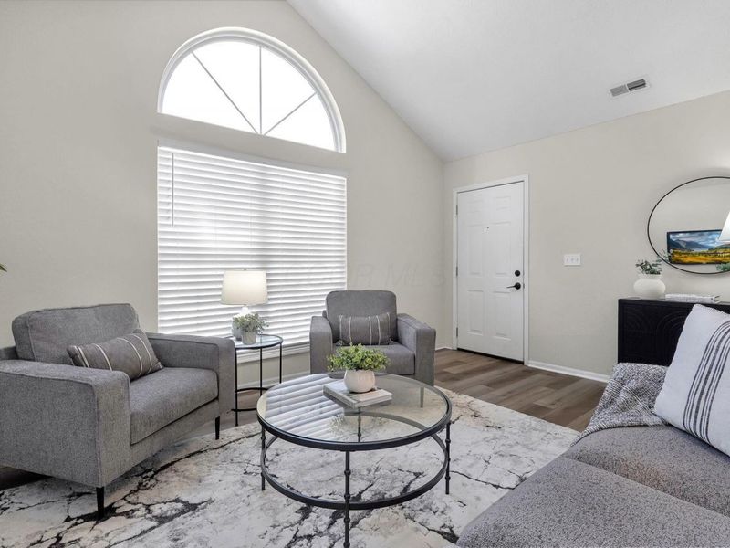 1317 Amberlea Drive W, Columbus, OH 43230 Photo 5