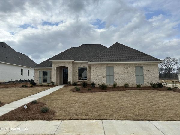 417 Aurora Circle, Canton, MS 39046