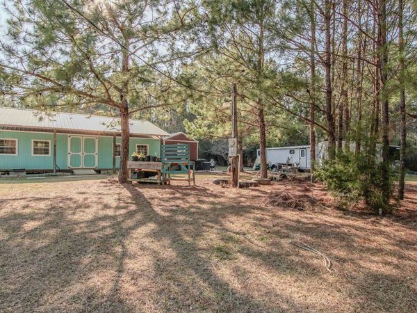 2444 Hardee Skipper Road, Ponce De Leon, FL 32455