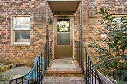 24 Bee Street photo 4