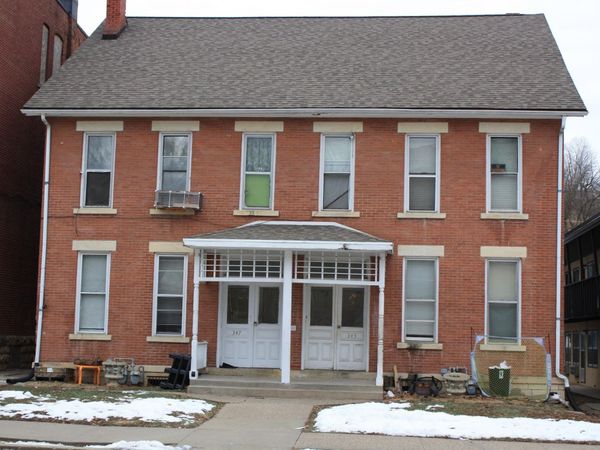 347 W 17th Street, Dubuque, IA 52001