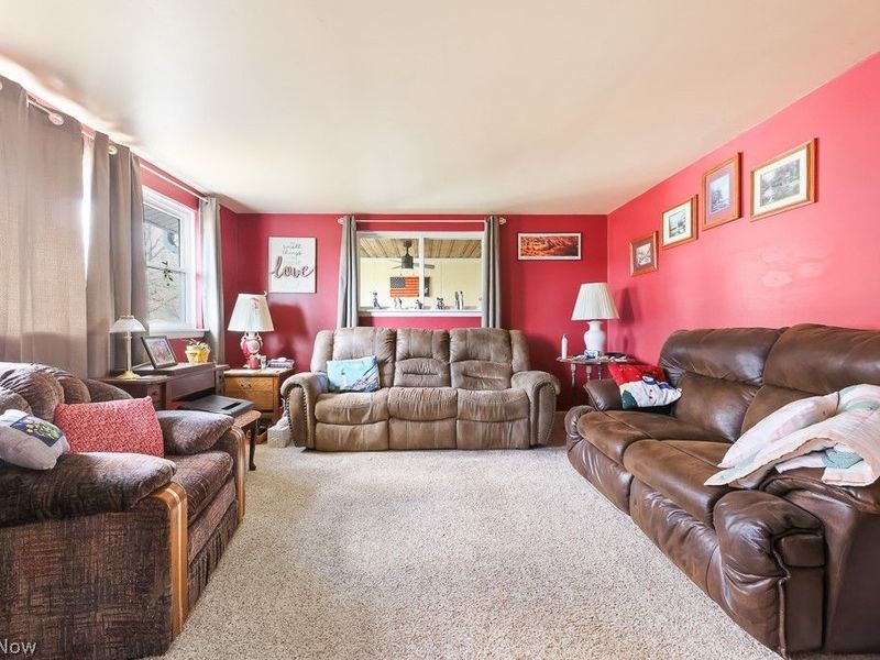 10684 Dot Avenue NE, Alliance, OH 44601 Photo 21