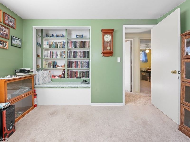 10684 Dot Avenue NE, Alliance, OH 44601 Photo 30