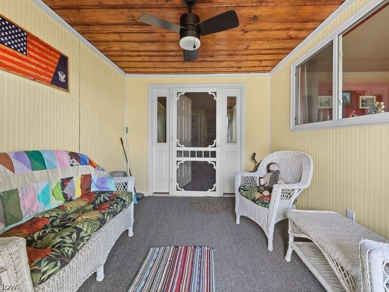 10684 Dot Avenue NE, Alliance, OH 44601 Photo 43