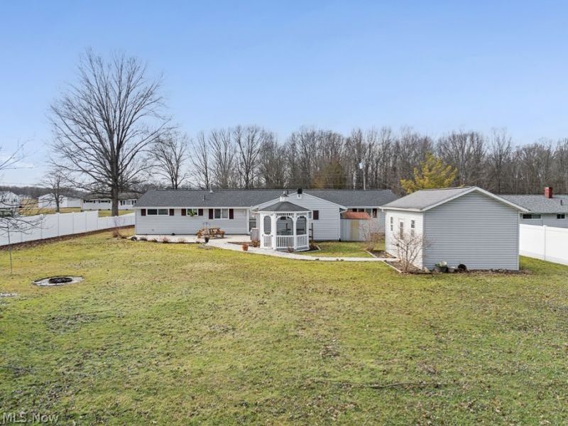 10684 Dot Avenue NE, Alliance, OH 44601 Photo 44