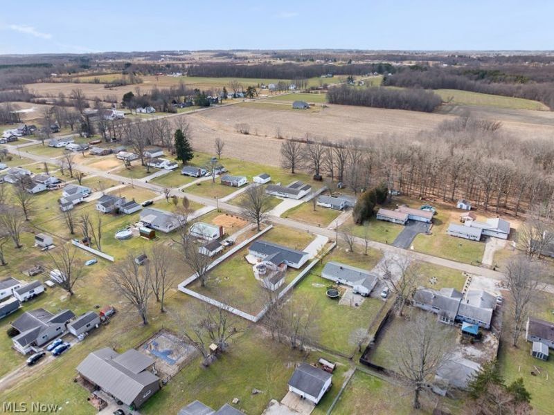 10684 Dot Avenue NE, Alliance, OH 44601 Photo 49