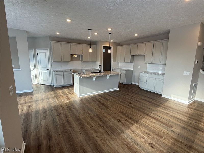 3790 Golden Wood Way, Green, OH 44685 Photo 3