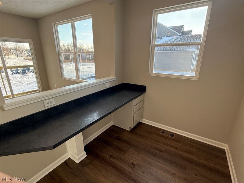 3790 Golden Wood Way, Green, OH 44685 Photo 5