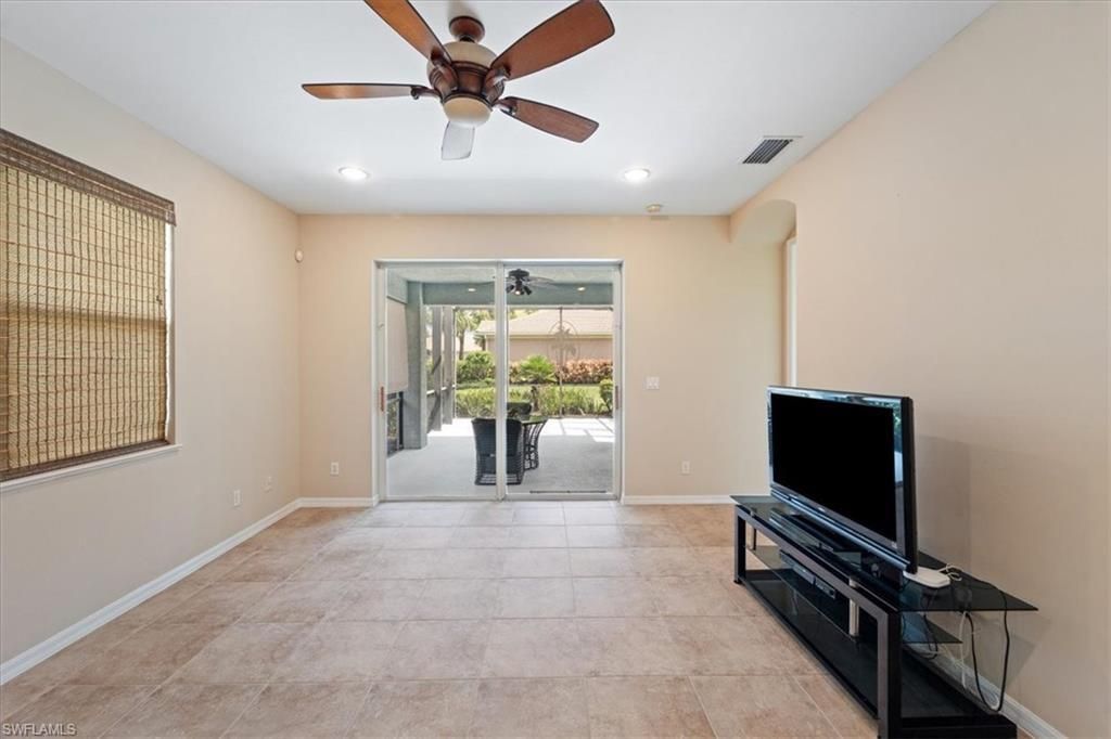 10662 Camarelle Cir, Fort Myers, FL 33913 Photo