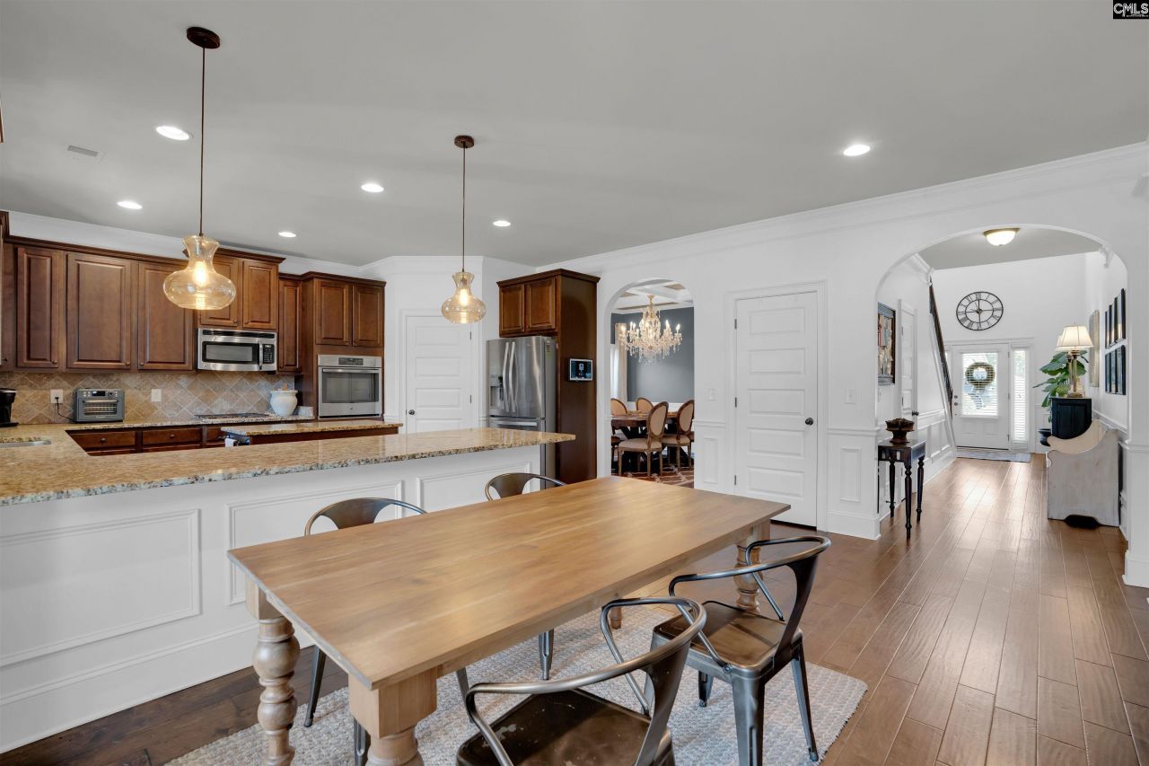 812 Village Well Photo 14