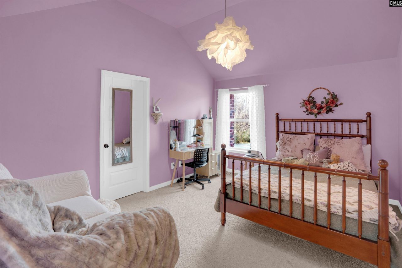 812 Village Well Photo 24