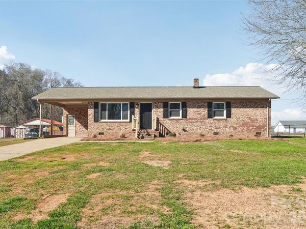 127 Mullinax Drive, Grover, NC 28073