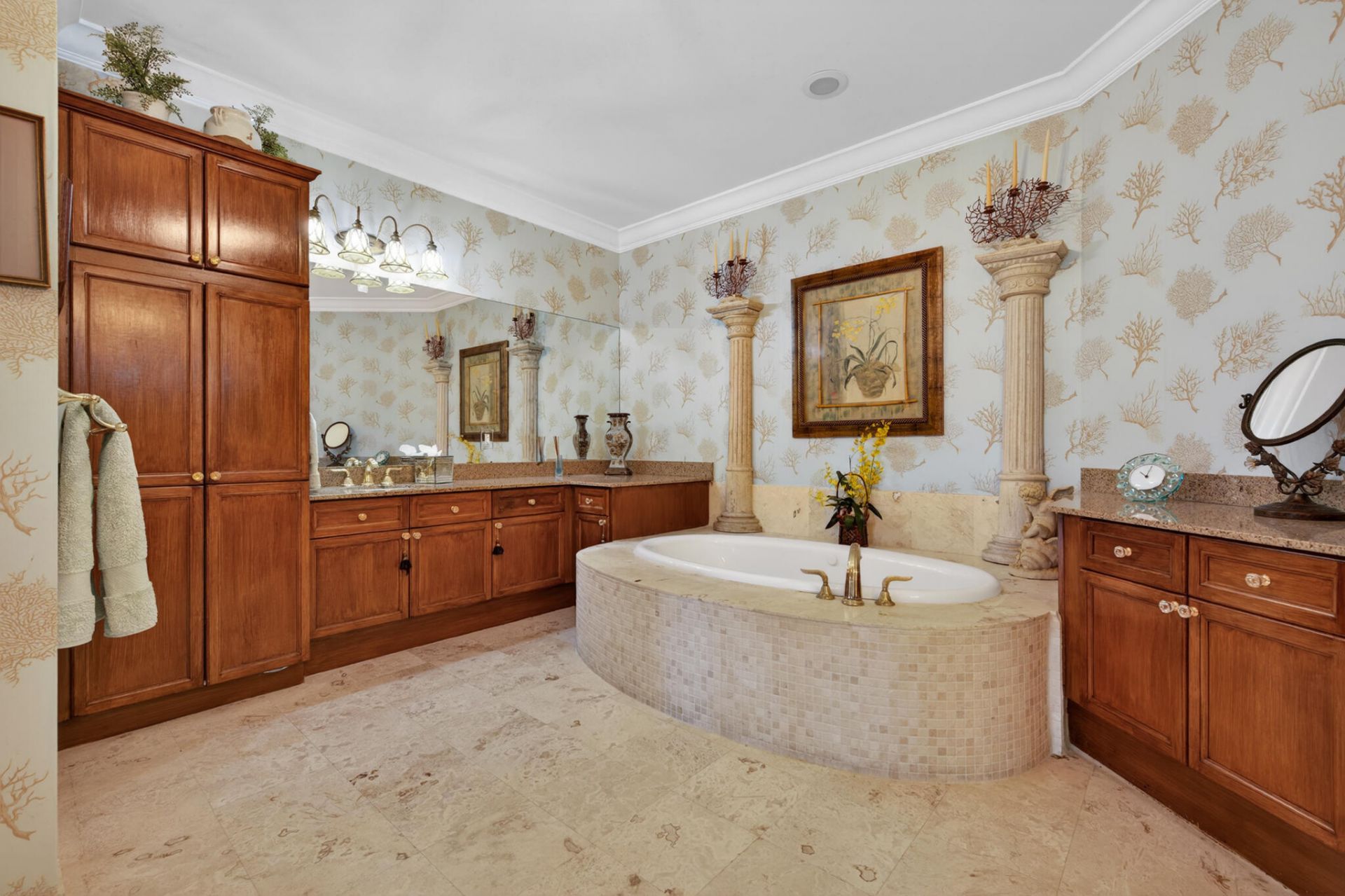 3950 N Flagler Drive, Unit 401, West Palm Beach, FL 33407 Photo