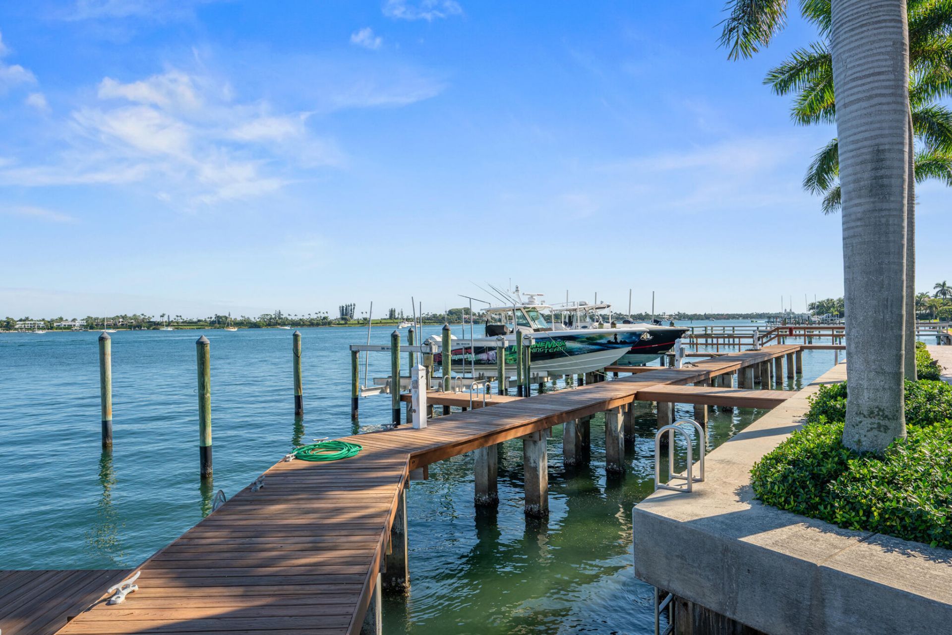 3950 N Flagler Drive, Unit 401, West Palm Beach, FL 33407 Photo