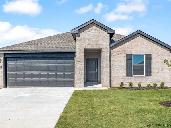 13522 S 99th East Avenue, Bixby, OK 74008