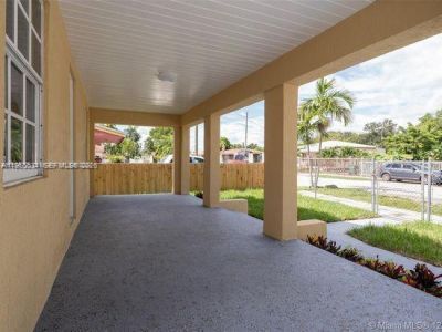 8367 NW 14th, Miami, FL 33147 Photo