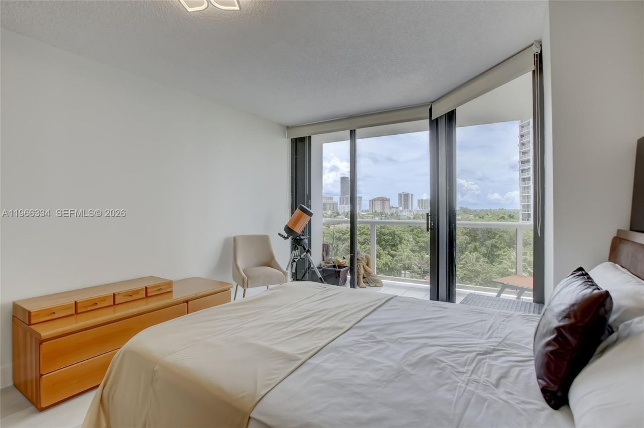 3600 Yacht Club Dr, Unit 703, Aventura, FL 33180 Photo