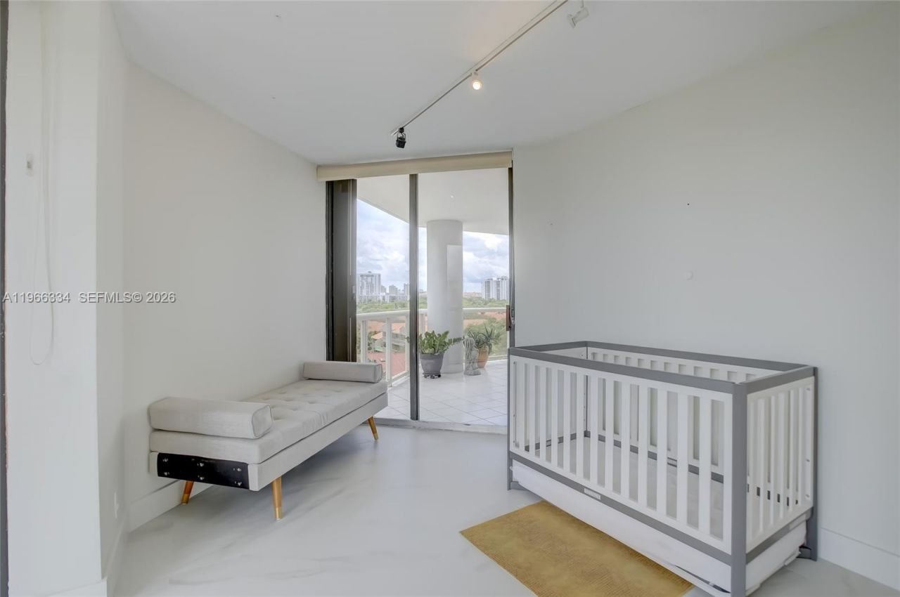 3600 Yacht Club Dr, Unit 703, Aventura, FL 33180 Photo