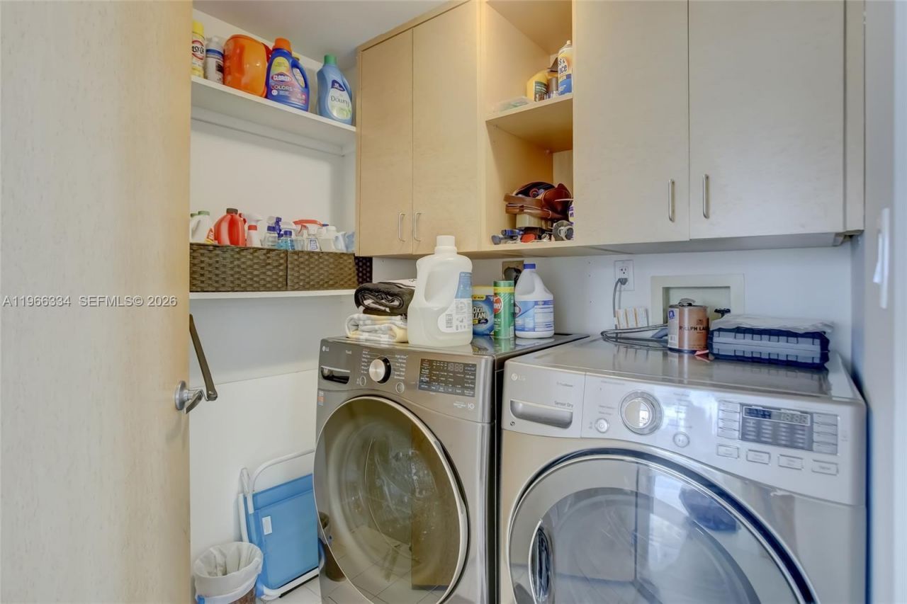 3600 Yacht Club Dr, Unit 703, Aventura, FL 33180 Photo