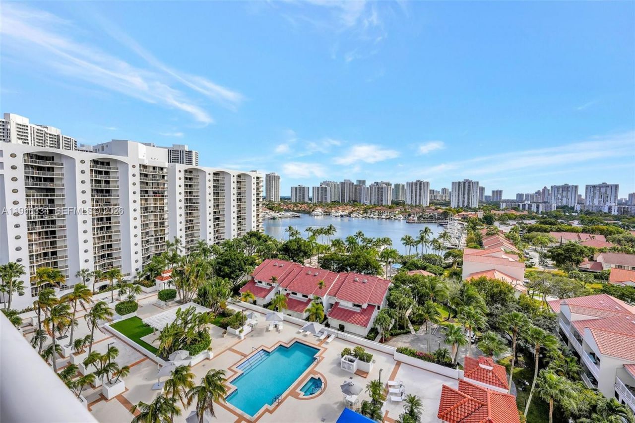 3600 Yacht Club Dr, Unit 703, Aventura, FL 33180 Photo