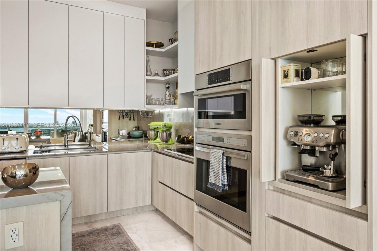 2020 N Bayshore Dr, Unit 3407, Miami, FL 33137 Photo