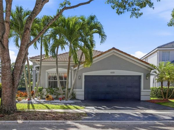 4351 Foxtail Ln , Weston, FL 33331